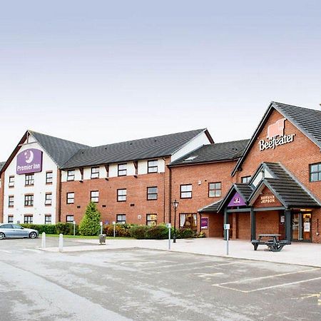 Premier Inn Premier Inn Preston East Extérieur photo